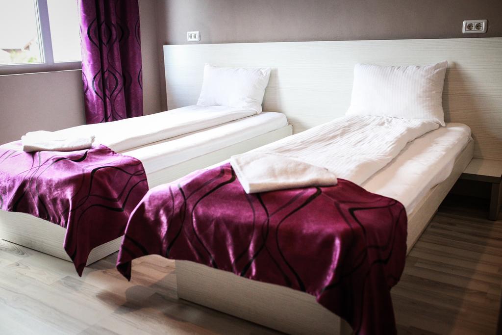 Pensiunea Oxana Lipova Kamer foto